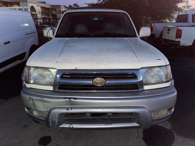 used 2000 Toyota 4Runner car