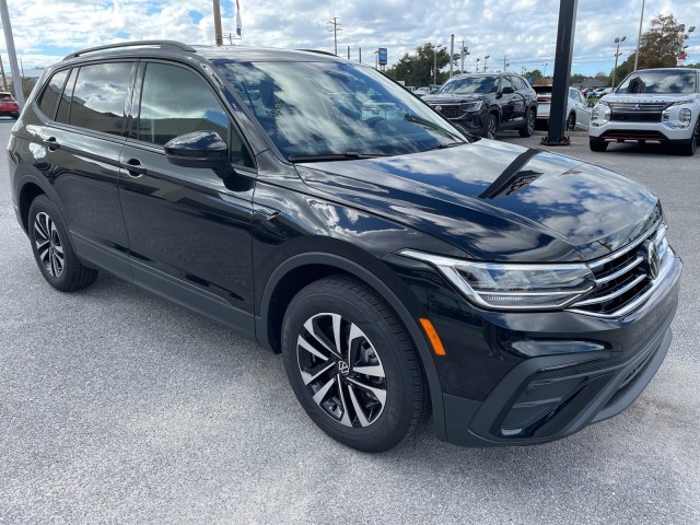 new 2024 Volkswagen Tiguan car, priced at $31,016