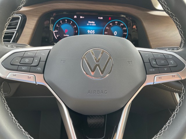 new 2024 Volkswagen Atlas car, priced at $40,999