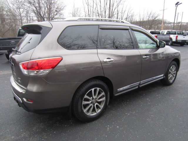 used 2014 Nissan Pathfinder car, priced at $12,895