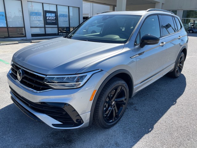 new 2024 Volkswagen Tiguan car, priced at $35,399