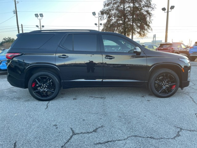 used 2023 Chevrolet Traverse car, priced at $40,995