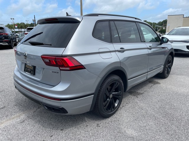 new 2024 Volkswagen Tiguan car, priced at $38,316