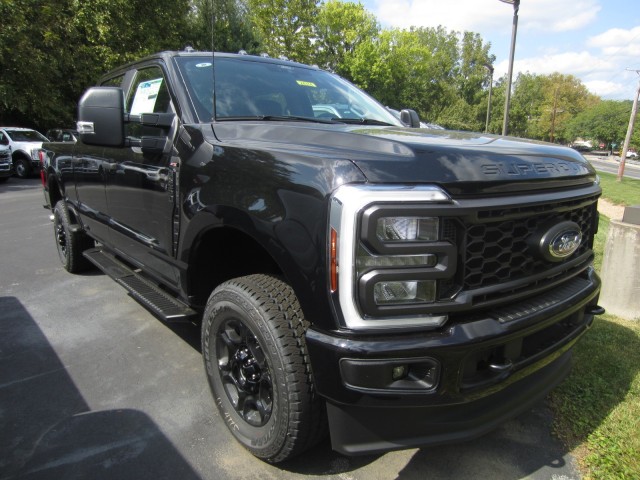 new 2024 Ford F-250 car, priced at $62,515