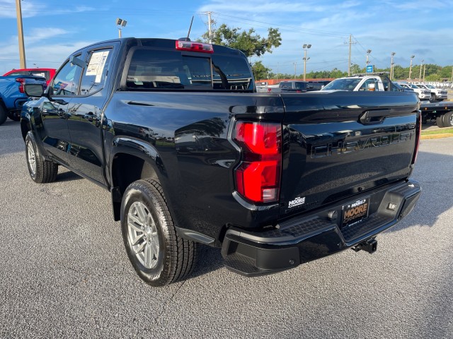 new 2024 Chevrolet Colorado car, priced at $41,115