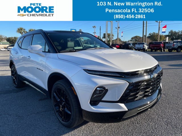 new 2025 Chevrolet Blazer car, priced at $51,635