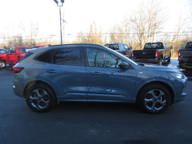 used 2024 Ford Escape car, priced at $26,895