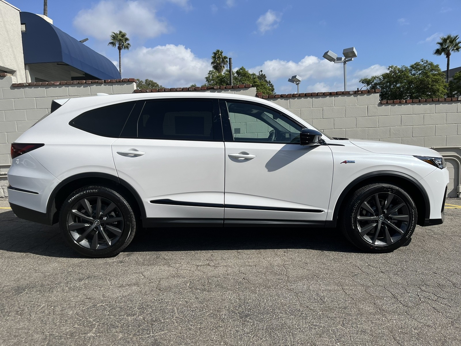 new 2025 Acura MDX car, priced at $63,450