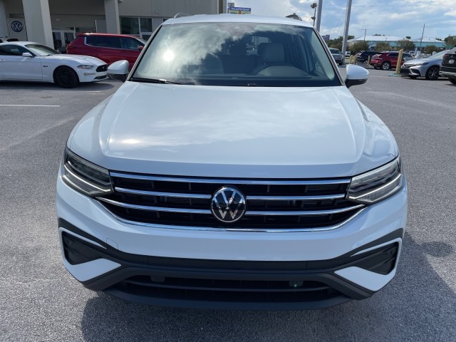 new 2024 Volkswagen Tiguan car, priced at $27,915