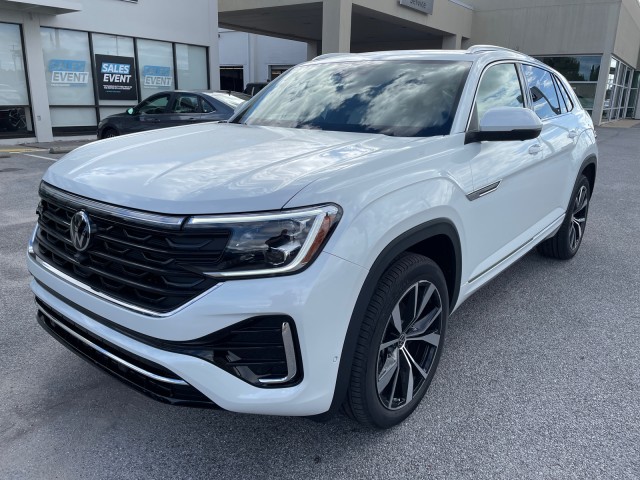 new 2025 Volkswagen Atlas Cross Sport car, priced at $52,999