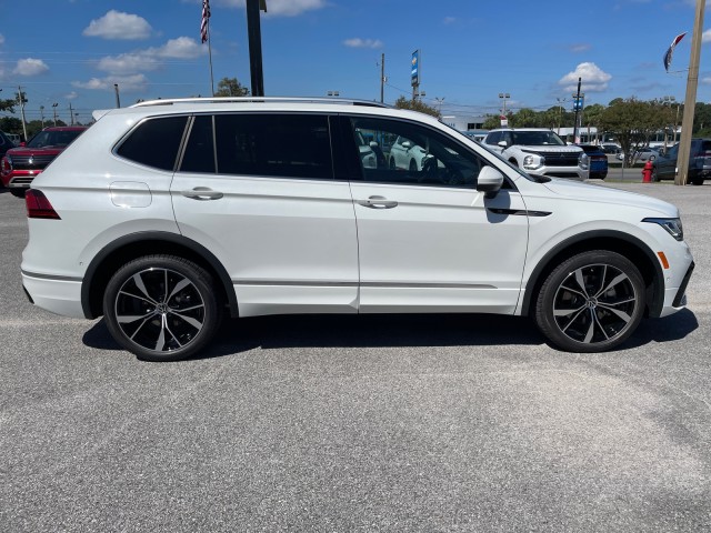 new 2024 Volkswagen Tiguan car, priced at $39,899