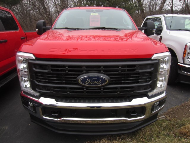 new 2025 Ford F-250 car, priced at $53,972