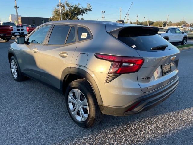 used 2024 Chevrolet Trax car, priced at $24,995