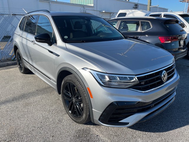 used 2022 Volkswagen Tiguan car, priced at $25,995