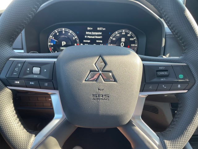 new 2024 Mitsubishi Outlander car, priced at $36,285