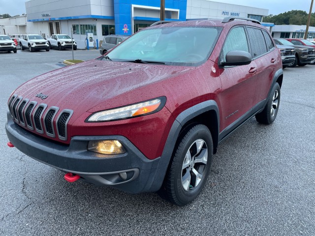 used 2015 Jeep Cherokee car, priced at $11,995