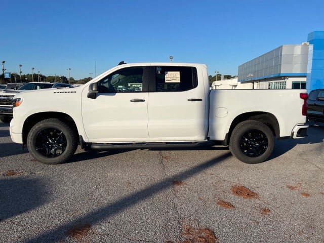 new 2025 Chevrolet Silverado 1500 car, priced at $49,640