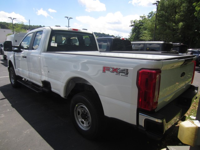 new 2024 Ford F-250 car, priced at $53,555