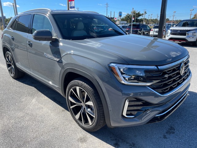 new 2025 Volkswagen Atlas Cross Sport car, priced at $53,279