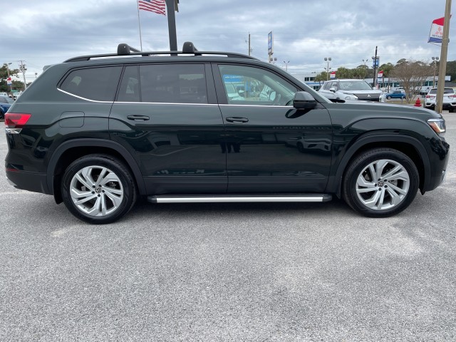 used 2021 Volkswagen Atlas car, priced at $24,995