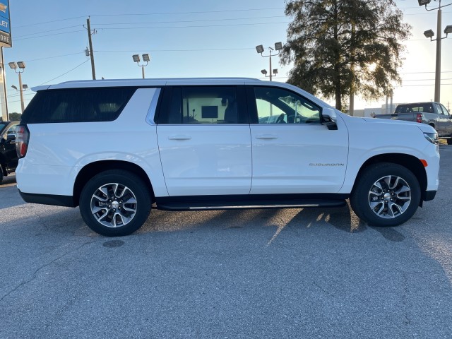 new 2024 Chevrolet Suburban car, priced at $71,285