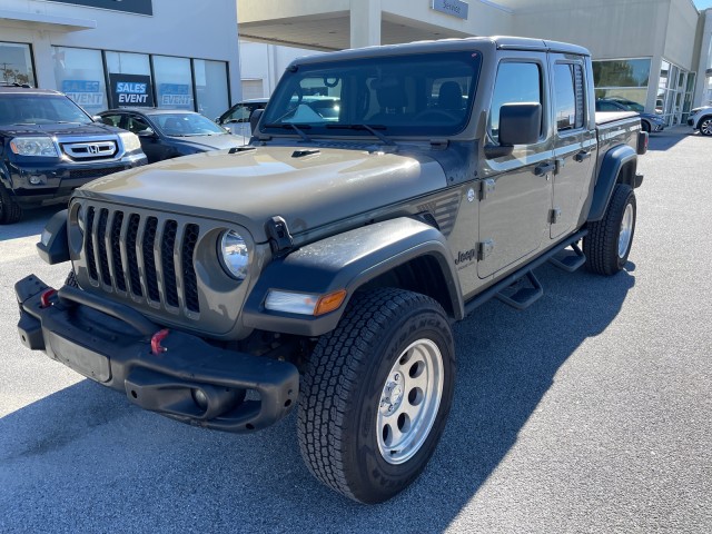 used 2020 Jeep Gladiator car, priced at $24,995