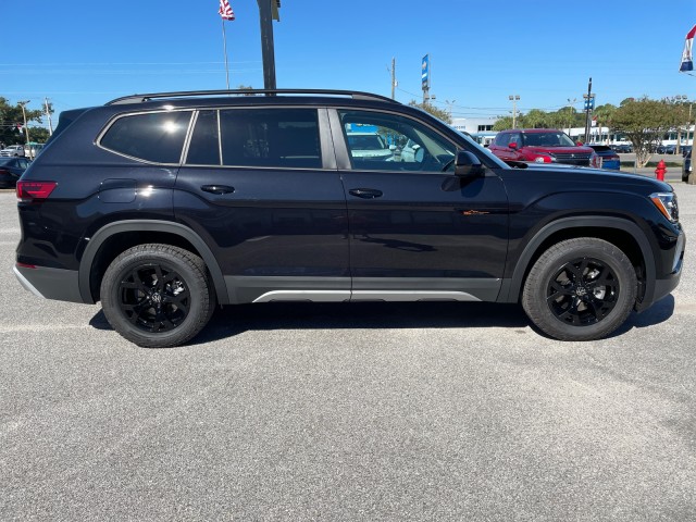 new 2024 Volkswagen Atlas car, priced at $45,499