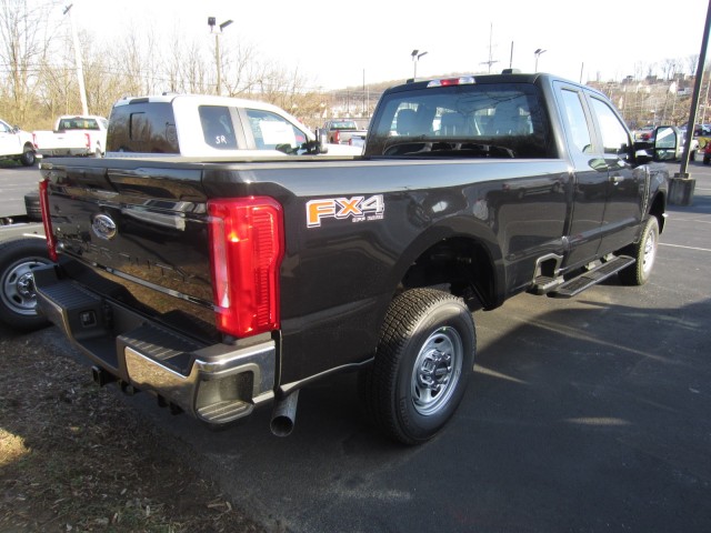 new 2024 Ford F-250 car, priced at $53,590