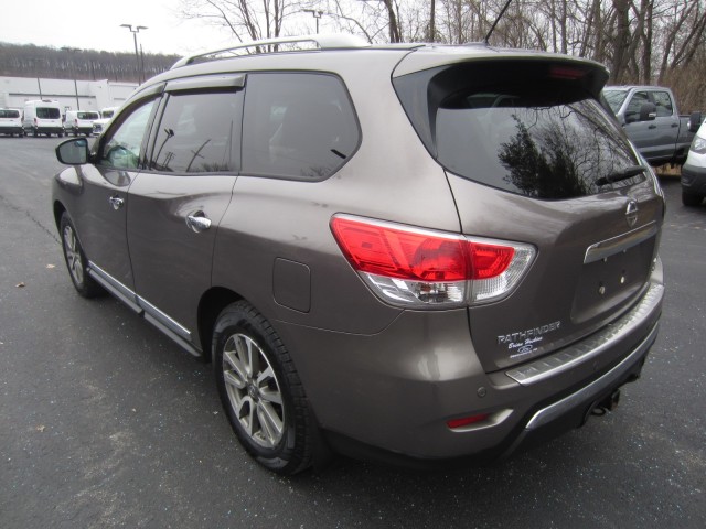 used 2014 Nissan Pathfinder car, priced at $12,895