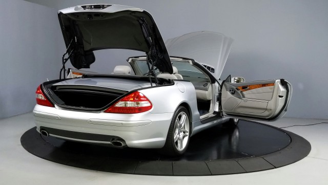 used 2007 Mercedes-Benz SL-Class car, priced at $21,995