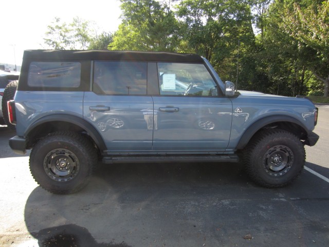 new 2024 Ford Bronco car, priced at $60,498