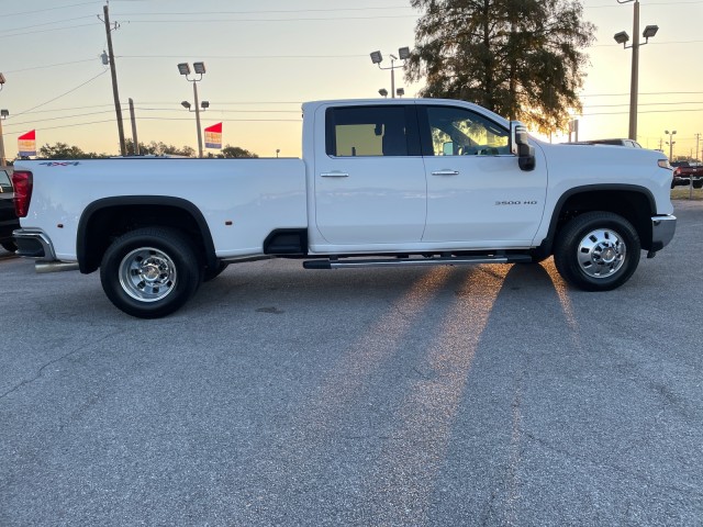 new 2025 Chevrolet Silverado 3500HD car, priced at $85,970