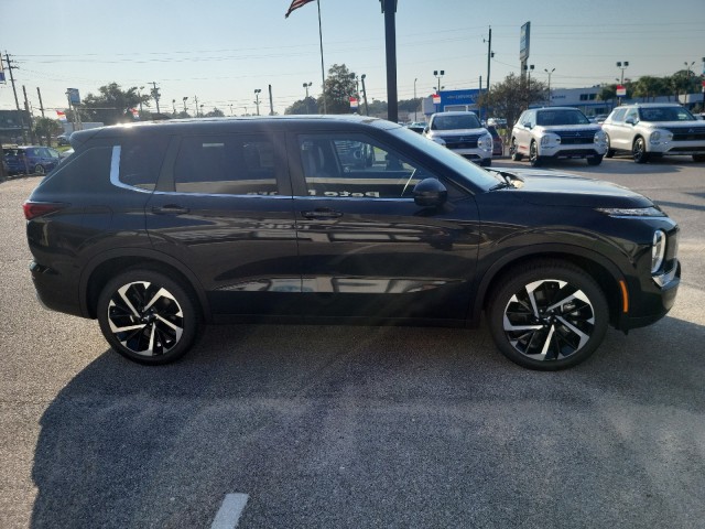 new 2024 Mitsubishi Outlander car, priced at $34,440