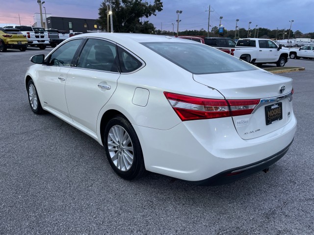 used 2013 Toyota Avalon Hybrid car, priced at $9,995