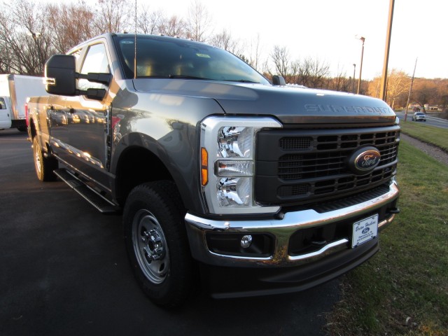 new 2024 Ford F-350 car, priced at $54,857