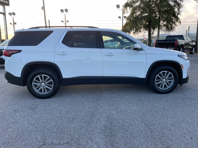 used 2023 Chevrolet Traverse car, priced at $31,995