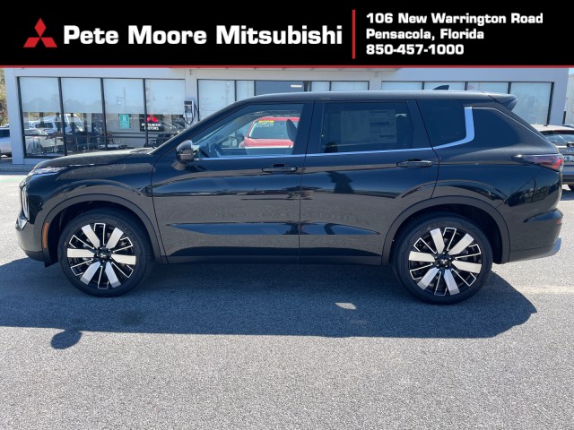 new 2025 Mitsubishi Outlander car, priced at $35,715