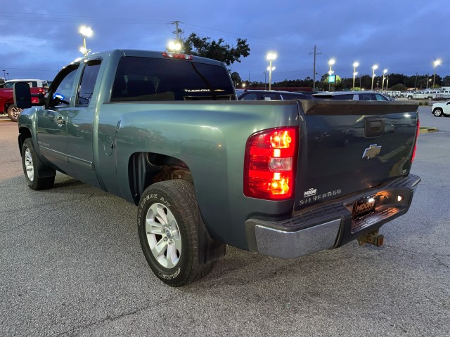 used 2009 Chevrolet Silverado 1500 car, priced at $9,995