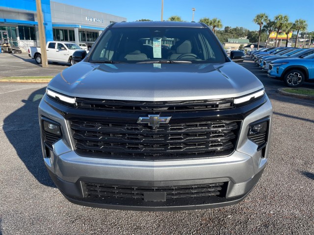 new 2025 Chevrolet Traverse car, priced at $45,130