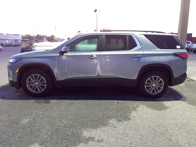 used 2023 Chevrolet Traverse car, priced at $34,995