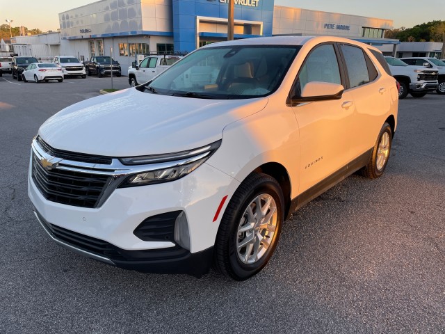 used 2022 Chevrolet Equinox car, priced at $22,995