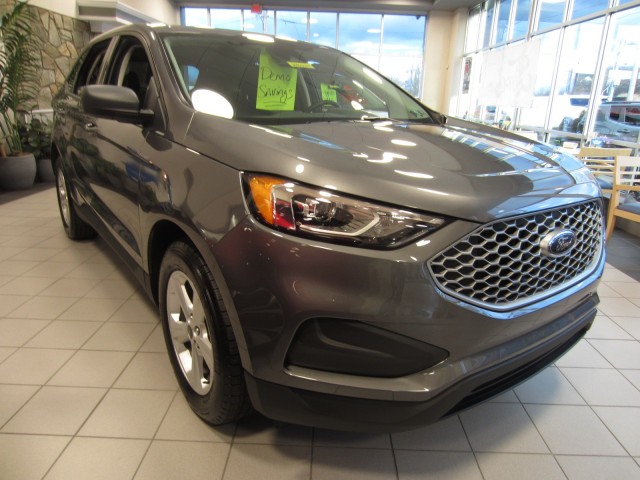 new 2024 Ford Edge car, priced at $36,456