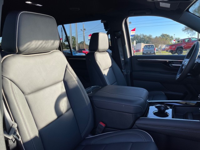 new 2025 Chevrolet Suburban car, priced at $81,875