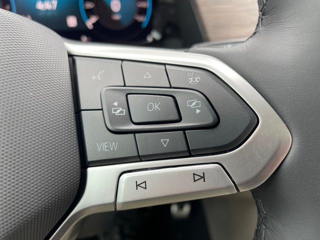 new 2025 Volkswagen Atlas car, priced at $55,901