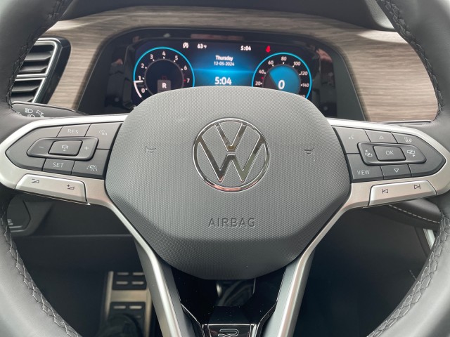 new 2025 Volkswagen Atlas car, priced at $53,341