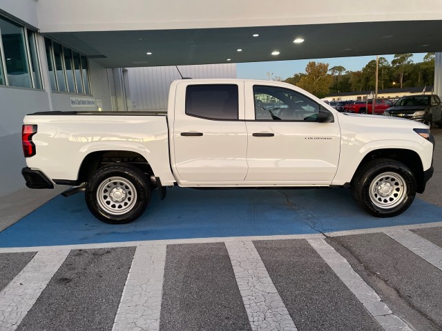 new 2024 Chevrolet Colorado car, priced at $31,720