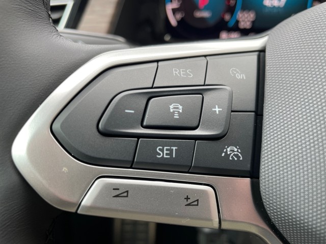 new 2025 Volkswagen Atlas car, priced at $55,901