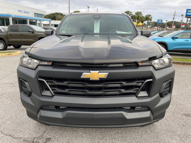 new 2024 Chevrolet Colorado car, priced at $33,635