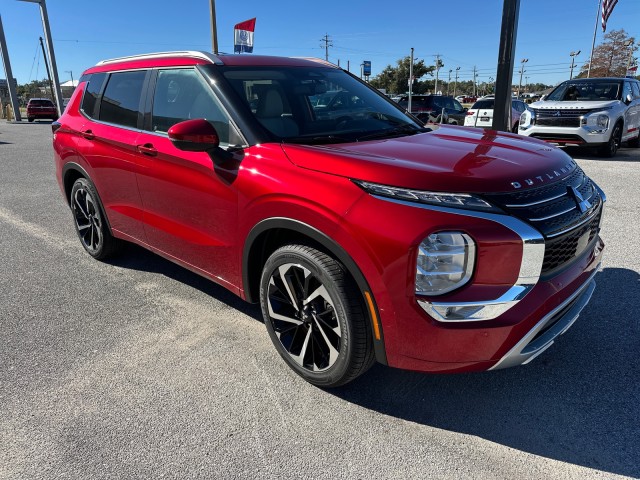 new 2024 Mitsubishi Outlander car, priced at $40,540