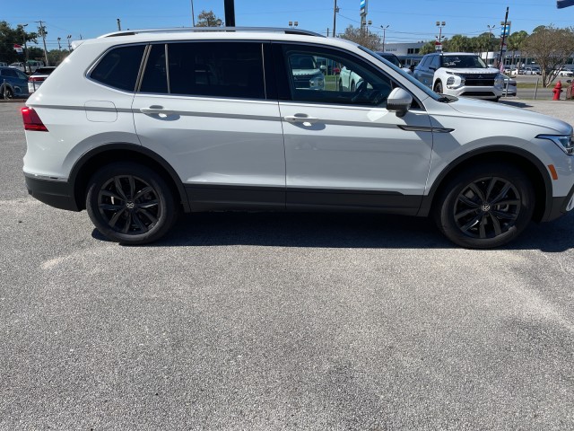 new 2024 Volkswagen Tiguan car